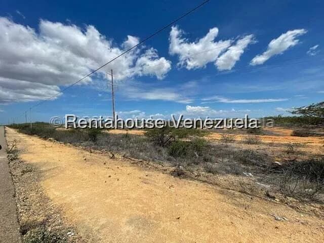 Terreno (Comercial) en Venta en Punto Fijo, Falcon