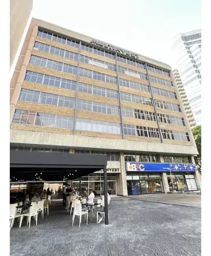Oficina La Castellana 570 M2 De Lujo Amoblada A Estrenar