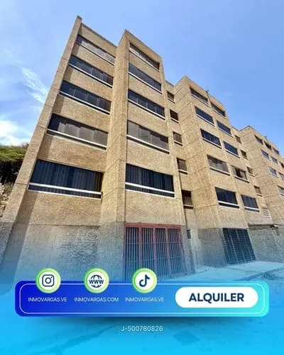 Apartamento En Alquiler Fijo Ubicado En Playa Grande, La Guaira