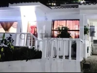 Casa en venta en Puerto La Cruz. Vía El Rincón. C.R Cantaclaro