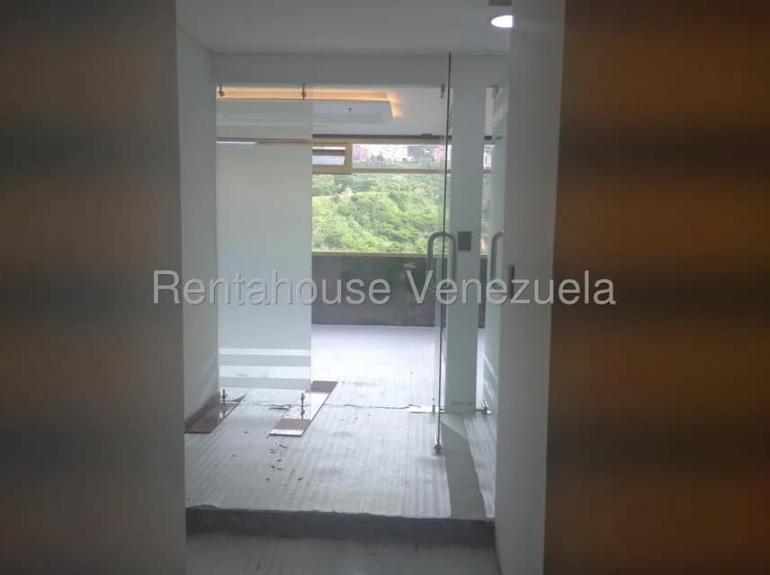 Comercial (Local Comercial) en Alquiler en Macaracuay, Distrito Metropolitano