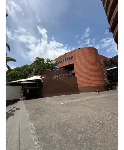 Se Alquila Local Cormecial 300m2. Chacao
