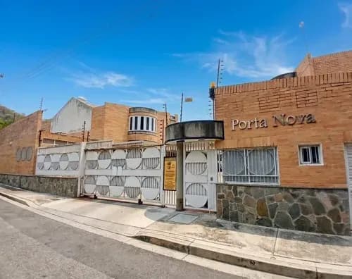 Town House En Venta En El Parral Valencia Im 2360