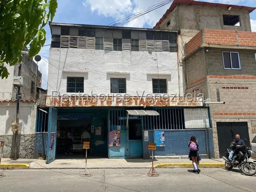 Negocios y Empresas (Educacion) en Venta en Los Rosales, Distrito Metropolitano