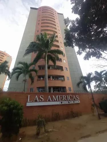 Apartamento En Una Zona Muy Céntrica En Calle Prebol Res Las Americas