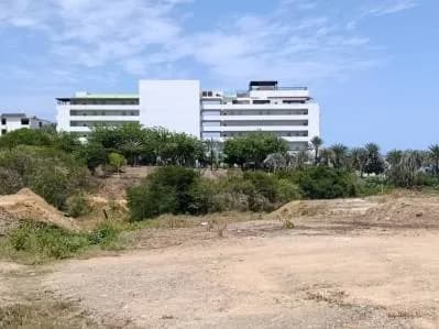 Terreno de uso turístico residencial 3.174mt2 frente a playa Guacuco