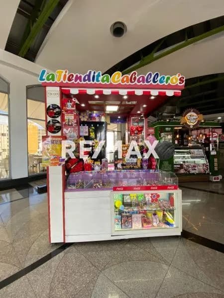 En venta carreta en C.C estación central Maracay Aragua