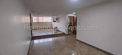 Jg Cod Flex 26-15072 Se Vende Bello Y Actualizado Apartamento De 290 Mts 4 Habitaciones 2 Puestos De Estacionamiento En El Paraiso Negociable