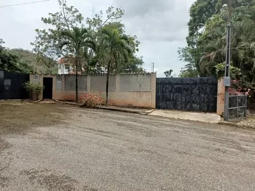 Terreno En Ventas, Colina De Guataparo Valencia Gz