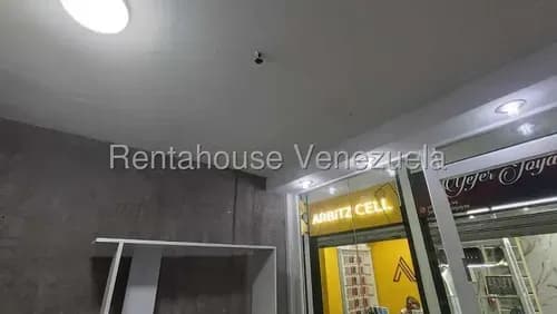 Local En Alquiler En Zona Centro De Maracay Aragua 26-20028 Ig