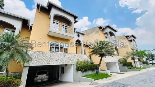 Alquiler De Casa Duplex De 193mts2 En Maracay 26-10786 Gbf