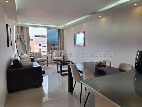 Mp Apartamento En Alquiler En Colinas De La Tahona Yf 26-17359