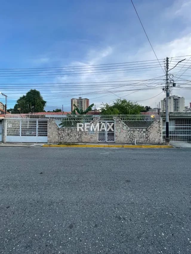 ¡Tu Hogar Soñado en la Urb. El Centro, Maracay!