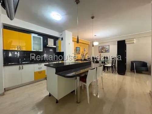 Apartamento En Venta En Boleita Norte Piscina Amoblado Caracas