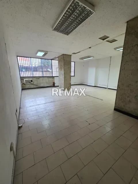 Oficina Comercial, Av. Urdaneta, Parroquia Candelaria