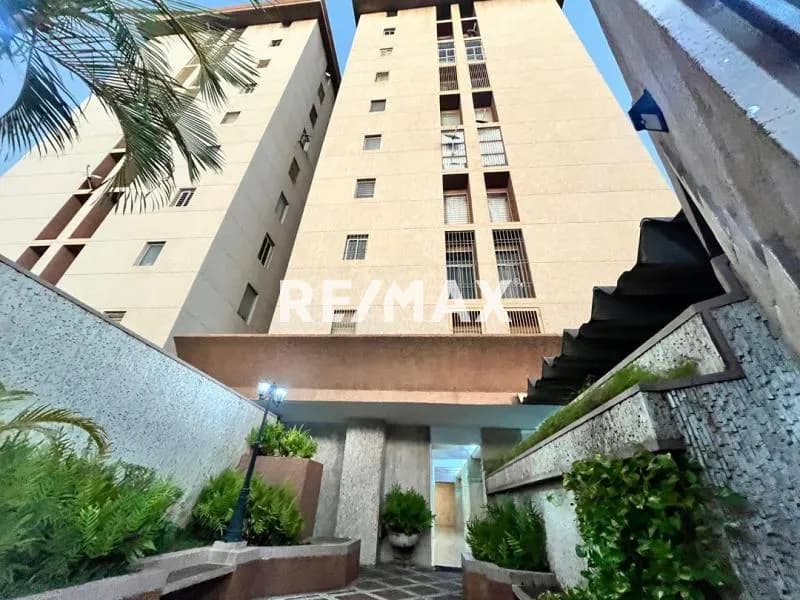 Hermoso Apartamento en Residencias Maracaibo