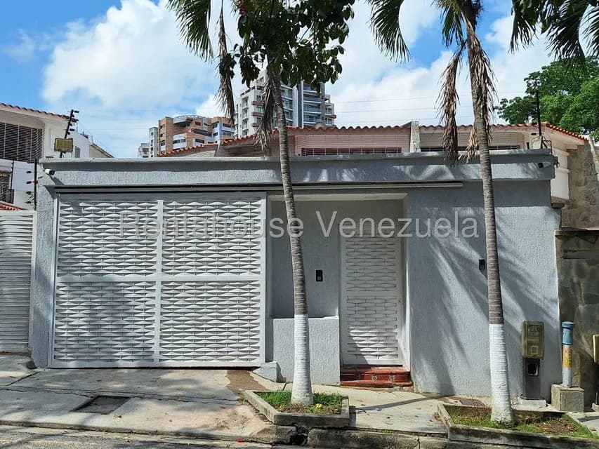 Casa en venta - $198k
