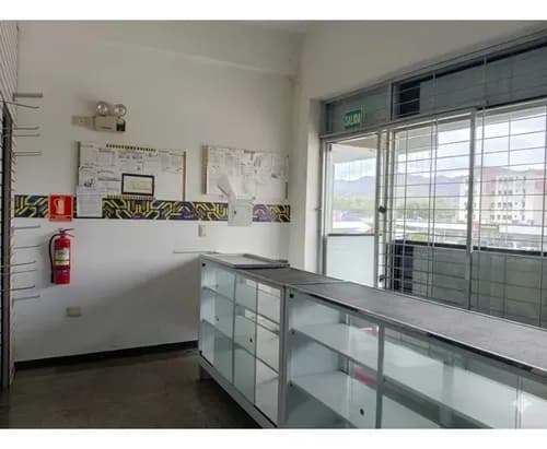 Local En Alquiler En Cc Paseo Paraparal Los Guayos Agr-9946805
