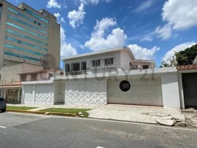 CASA COMERCIAL