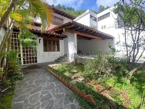 Extraordinaria Casa En Venta, Ubicada En Una De Las Zonas Más Estratégicas De Caracas (prados Del Este)! Belkis 26-14226