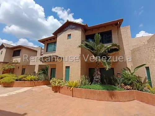 Mp En Venta Casa En Altos De Guataparo Valencia