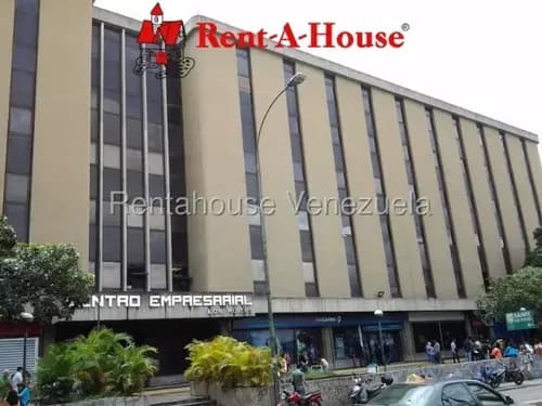 Oficina Comercial En Venta En Los Palos Grandes 26-2979
