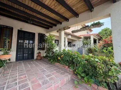 Jean Pavon Tiene Excelente Casa Quinta En Venta En La Ribereña Cabudare Lara 26-17399
