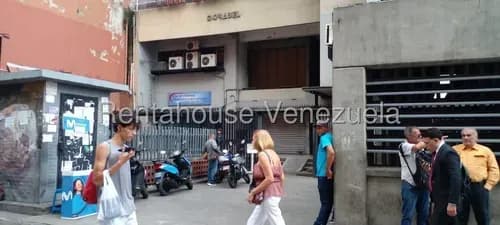 Alquiler De Local En La Candelaria, Frente A Salida Del Metro. #26-4015 Civf