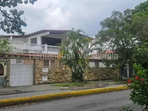 Jg Cod Felex 26-11723 Se Vende Bella Y Espaciosa Casa De 426 Mts2 En Colinas De Vista Alegre A Precio De Oportunidad