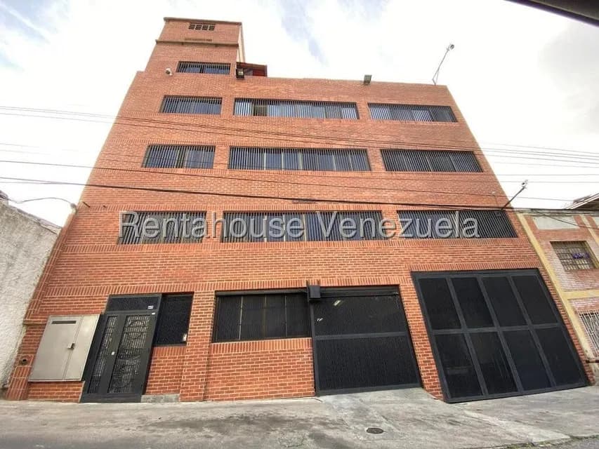 Comercial (Edificio) en Alquiler en Parroquia La Candelaria, Distrito Metropolitano