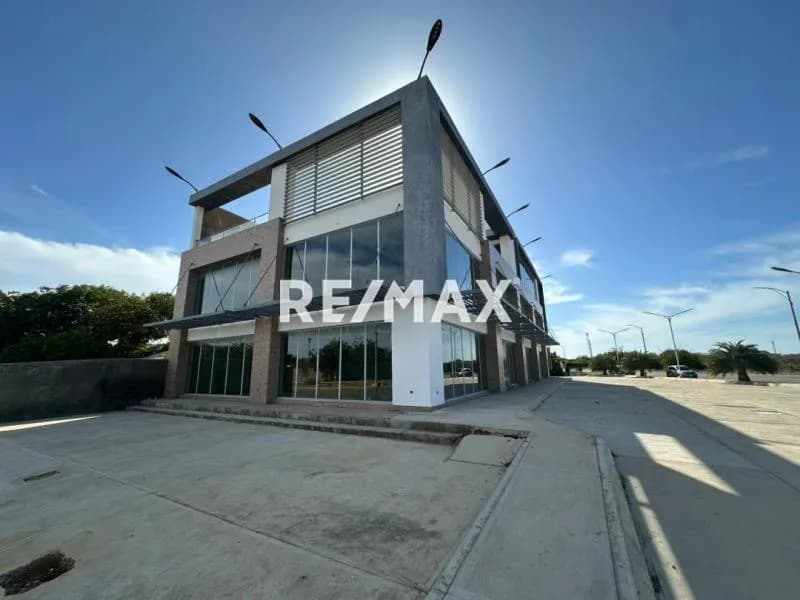 Edificio en Venta, Maraven, Comunidad Cardon.