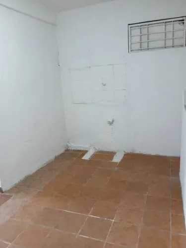 Ofrecelocal Ubicado En El Remanso Zona De Alto Tráfico. S