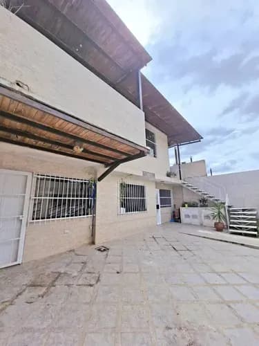 Yd Casa En Las Quintas De Naguanagua