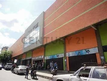 EXCELENTE LOCAL COMERCIAL EN VENTA CON FONDO DE COMERCIO