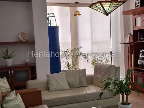 María Pastrán Te Presenta Este Excelente Apartamento En Alquiler En Bello Campo Mls# 26-9695 Yf