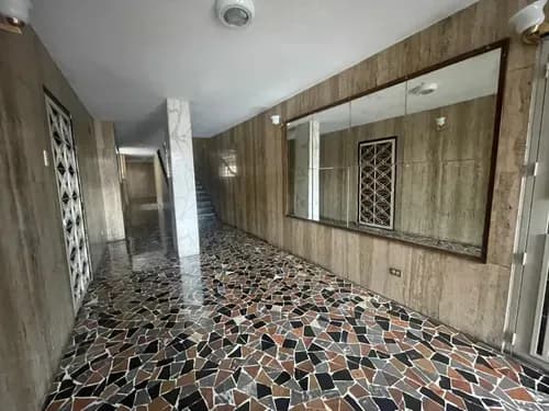 Apartamento En Venta En La Avenida Sanz Del Marquez/ Solo Clientes (vbrr)