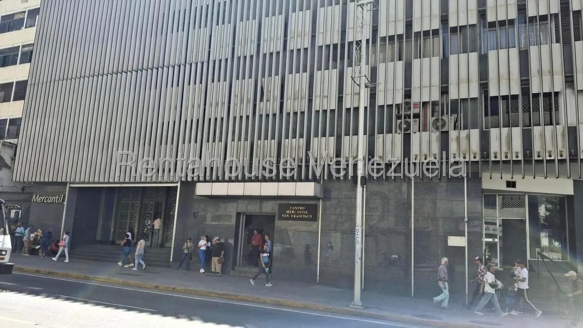 Comercial (Oficina) en Venta en Parroquia Catedral, Distrito Metropolitano
