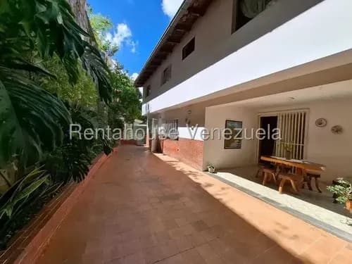 Exclusiva Casa El Marques Venta, Jardin, Terrazas Con Vista Al Avila, Tanques De Agua