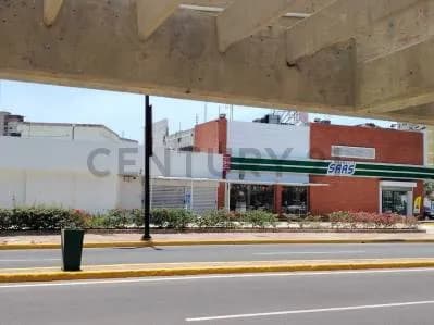 Local comercial y oficinas avenida 5 de Julio