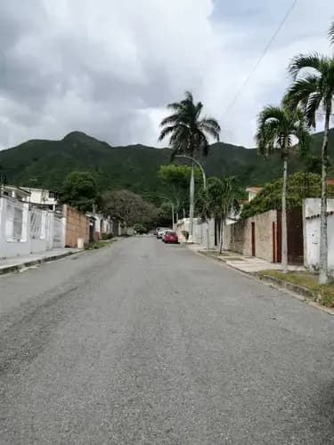 En Venta Excelente Terreno Plano Urb. El Castaño. Yp1390