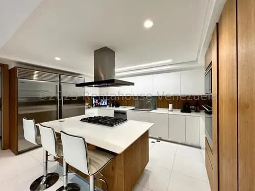 Espectacular Apartamento En Venta En Campo Alegre #23-24497 Ad