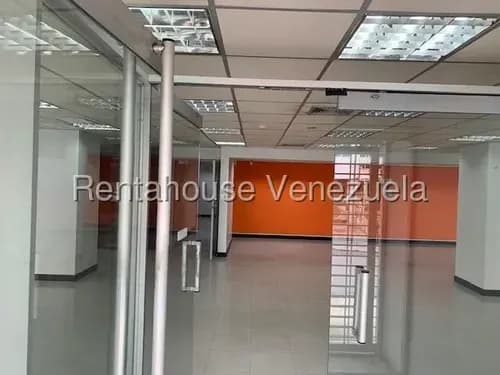 Local Comercial En Alquiler La Urbina Mls 25-7094