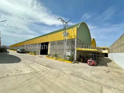 César Bullones Alquila Amplio Galpón En Zona Industrial Ii, Lara 26-8365