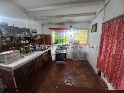 Kc.g. #26-3115 Déjate Cautivar Por Esta Impresionante Casa En Venta Zona Tranquila En San Diego De Los Altos