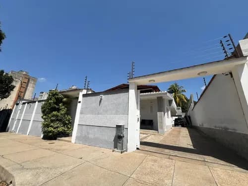 Juan Carlos Rodriguez Vende Casa En Urbanización Trigal Centro