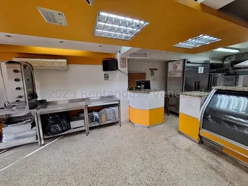 Local Comercial En Venta. Urb. El Paraíso 24-1850 Neyla Cedeño.