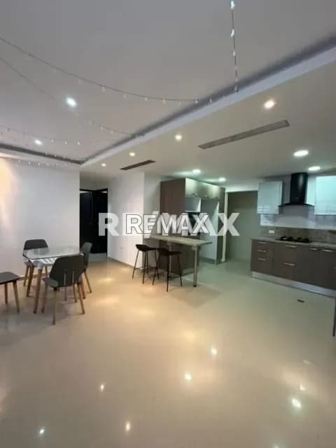 Apartamento en Alquiler Res. Alejandra Sofia