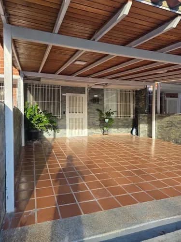 Venta De Casa En Alto Prado, Calle Las Lomas, Municipio Baruta