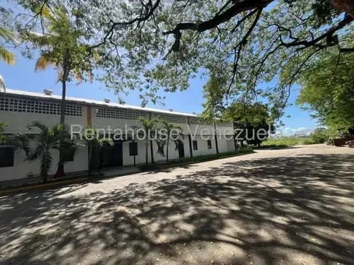 Galpón Con Buena Distribución Interna En Alquiler Maracay Gbf 26-9589