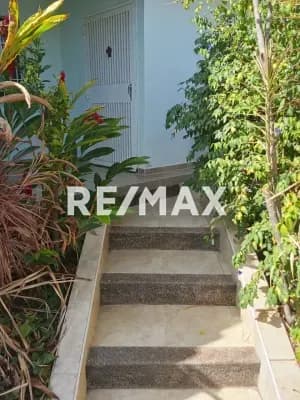 EN VENTA CASA UBICADA EN LA URBANIZACION BARICI, BARQUISIMETO